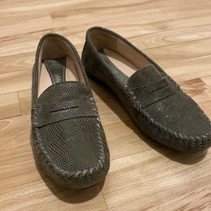 EUC Vaneli suede loafers glimmer snake texture